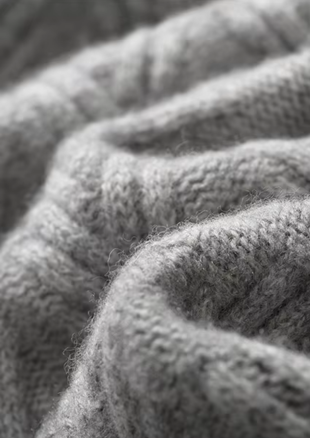 Pure Extra-Fine Merino Wool Herringbone Crewneck