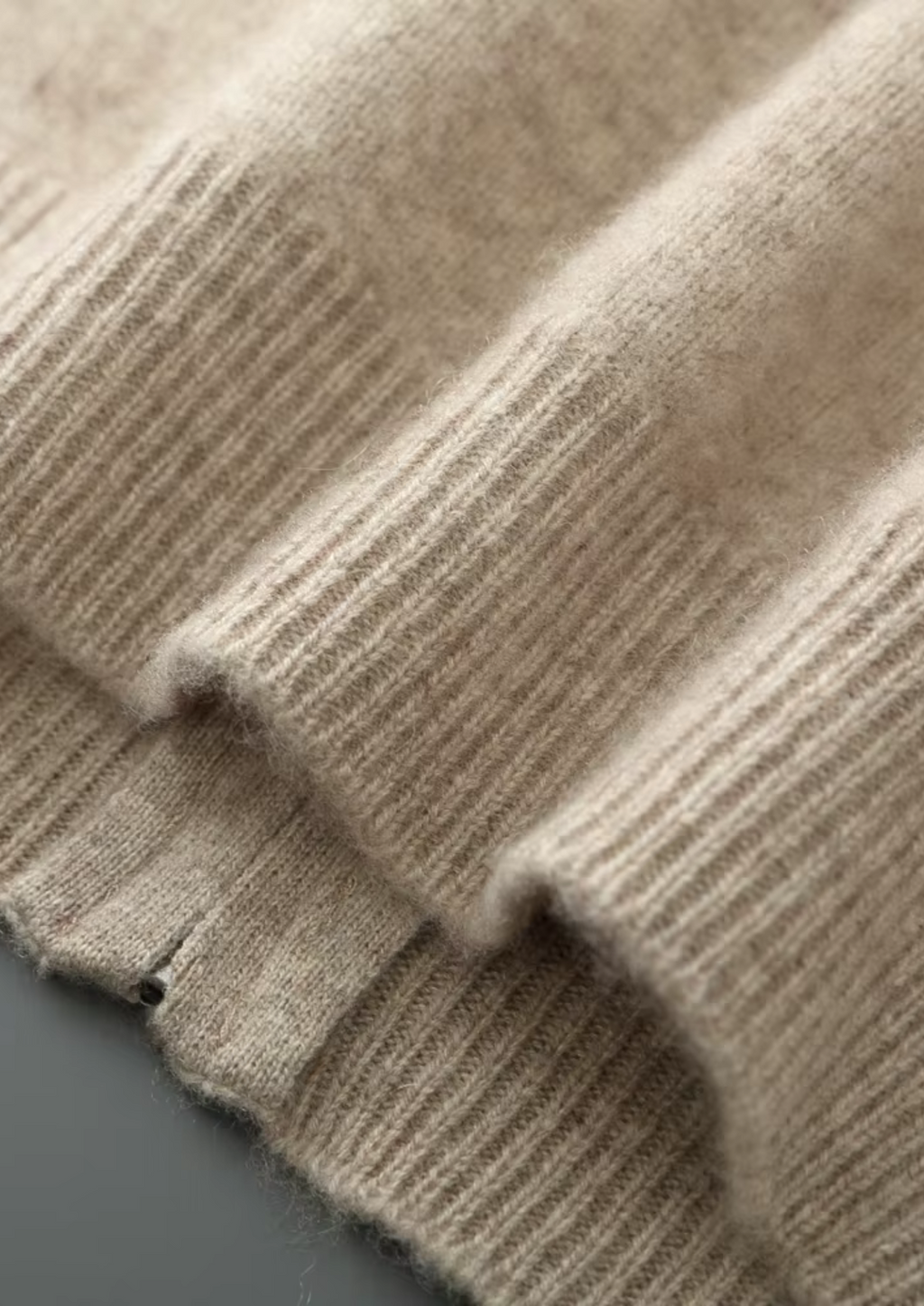 Pure Extra-Fine Merino Wool Sand Luzzo Set