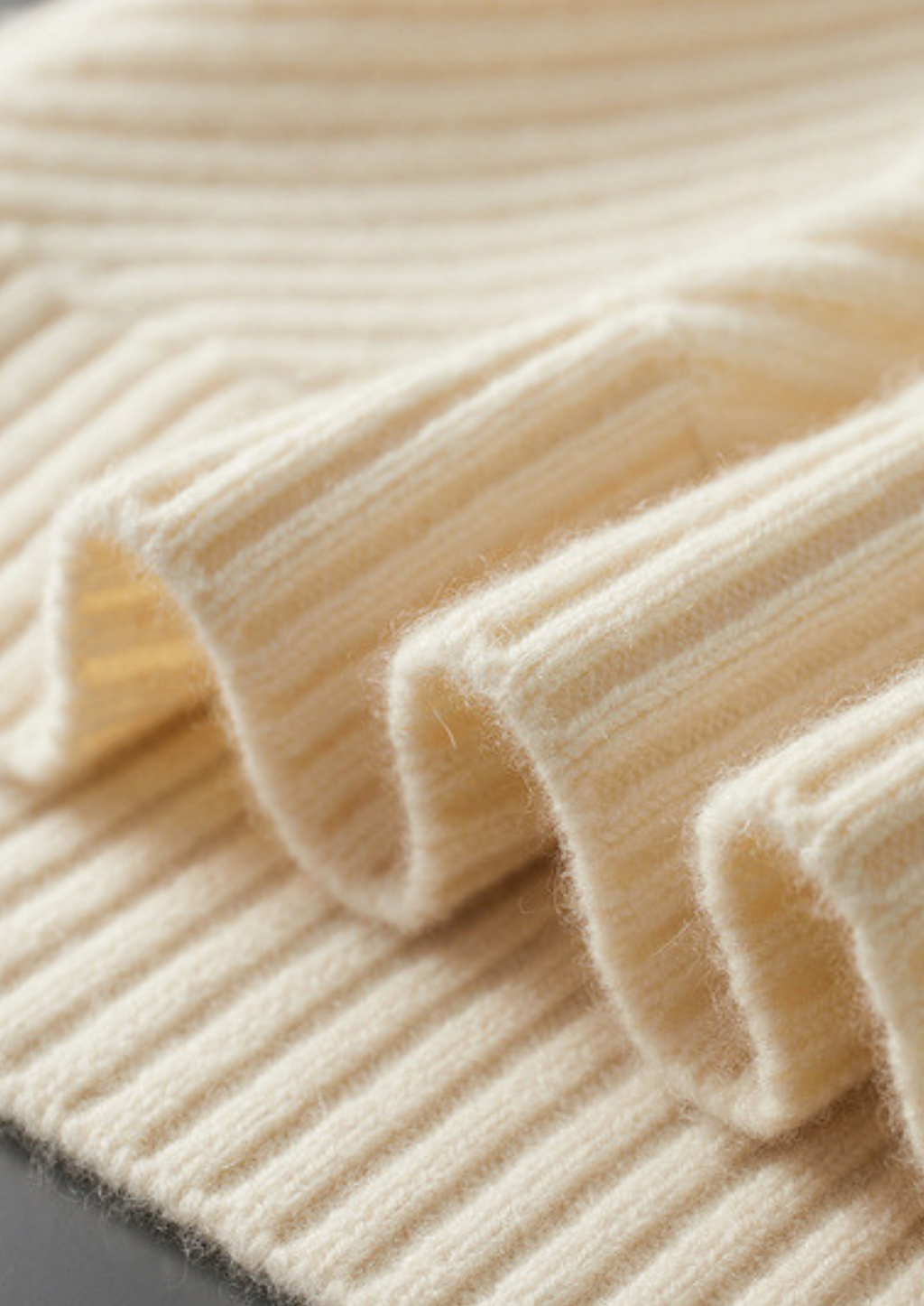 Pure Cashmere Ivory Patterned Mockneck