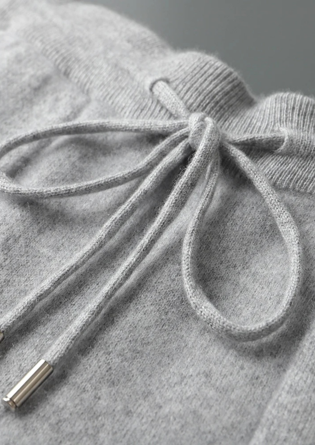 Premium Cashmere Light Gray Alain Leisure Set