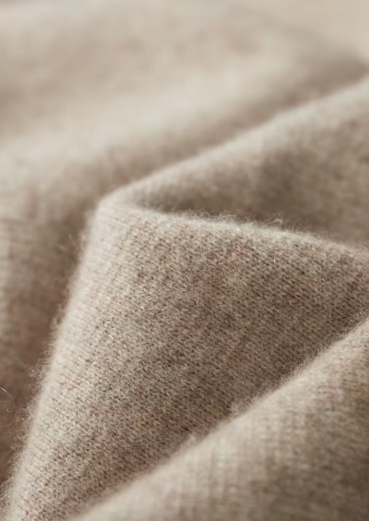 Pure Extra-Fine Merino Wool Sand Falconi Set