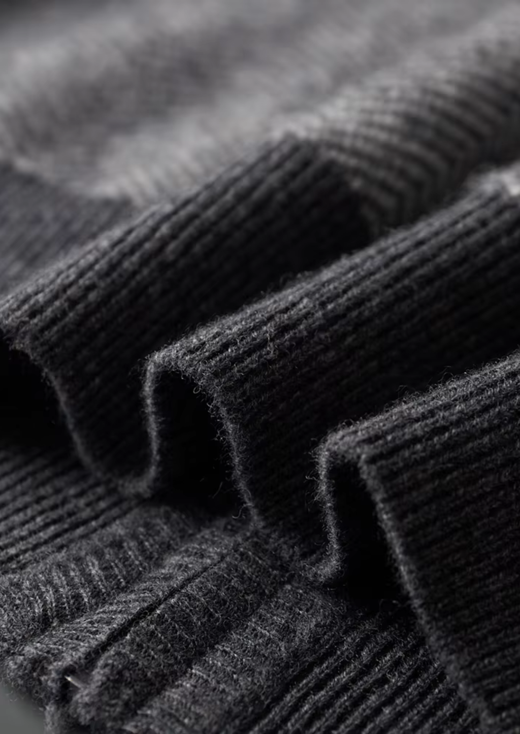 Pure Extra-Fine Merino Wool Gray Herringbone Set