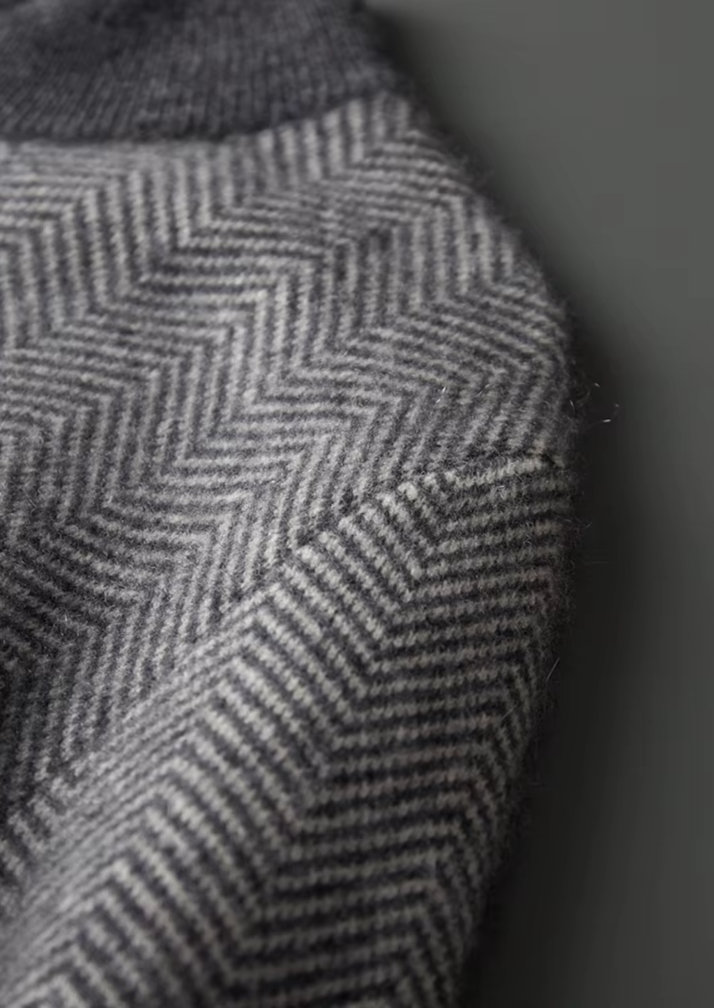 Pure Extra-Fine Merino Wool Gray Herringbone Set