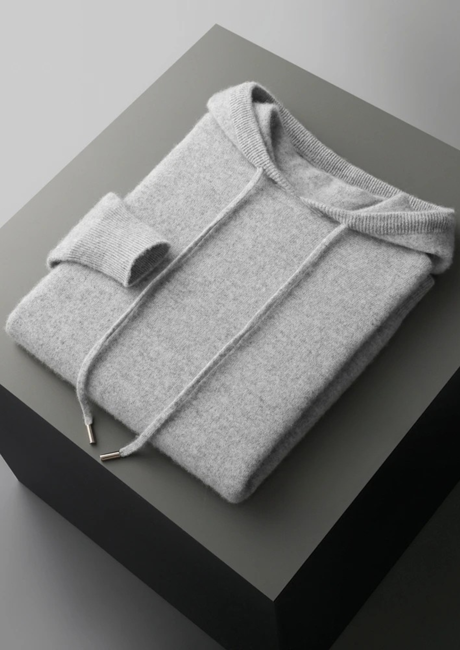 Premium Cashmere Light Gray Alain Leisure Set