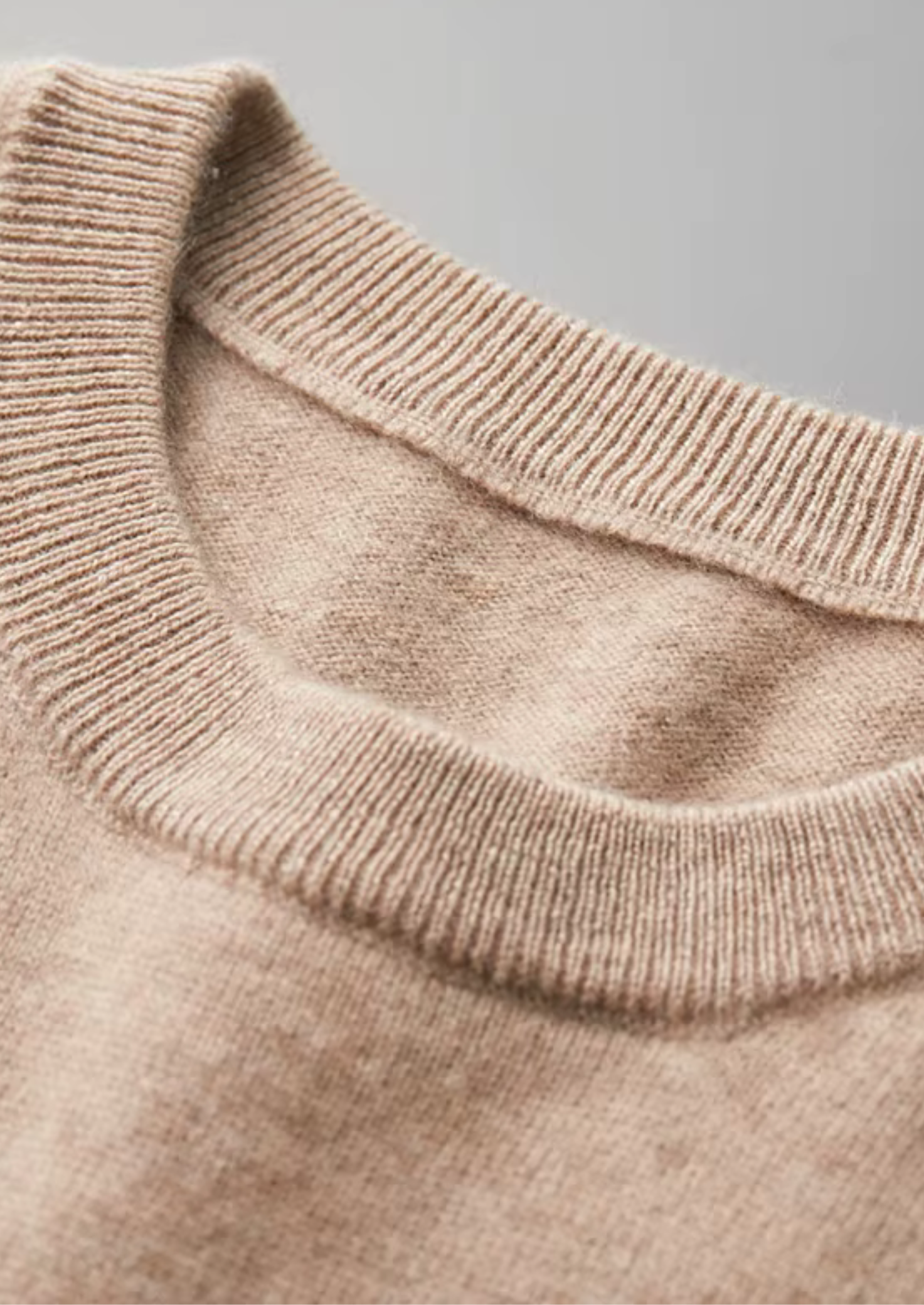 Premium Cashmere Classic Crewneck T-Shirt - Light Beige