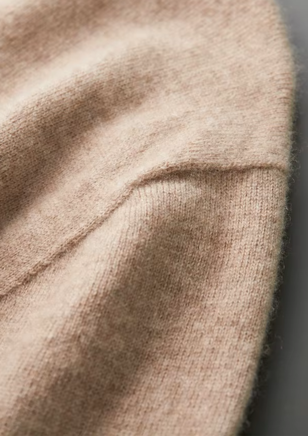Premium Cashmere Classic Crewneck T-Shirt - Light Beige