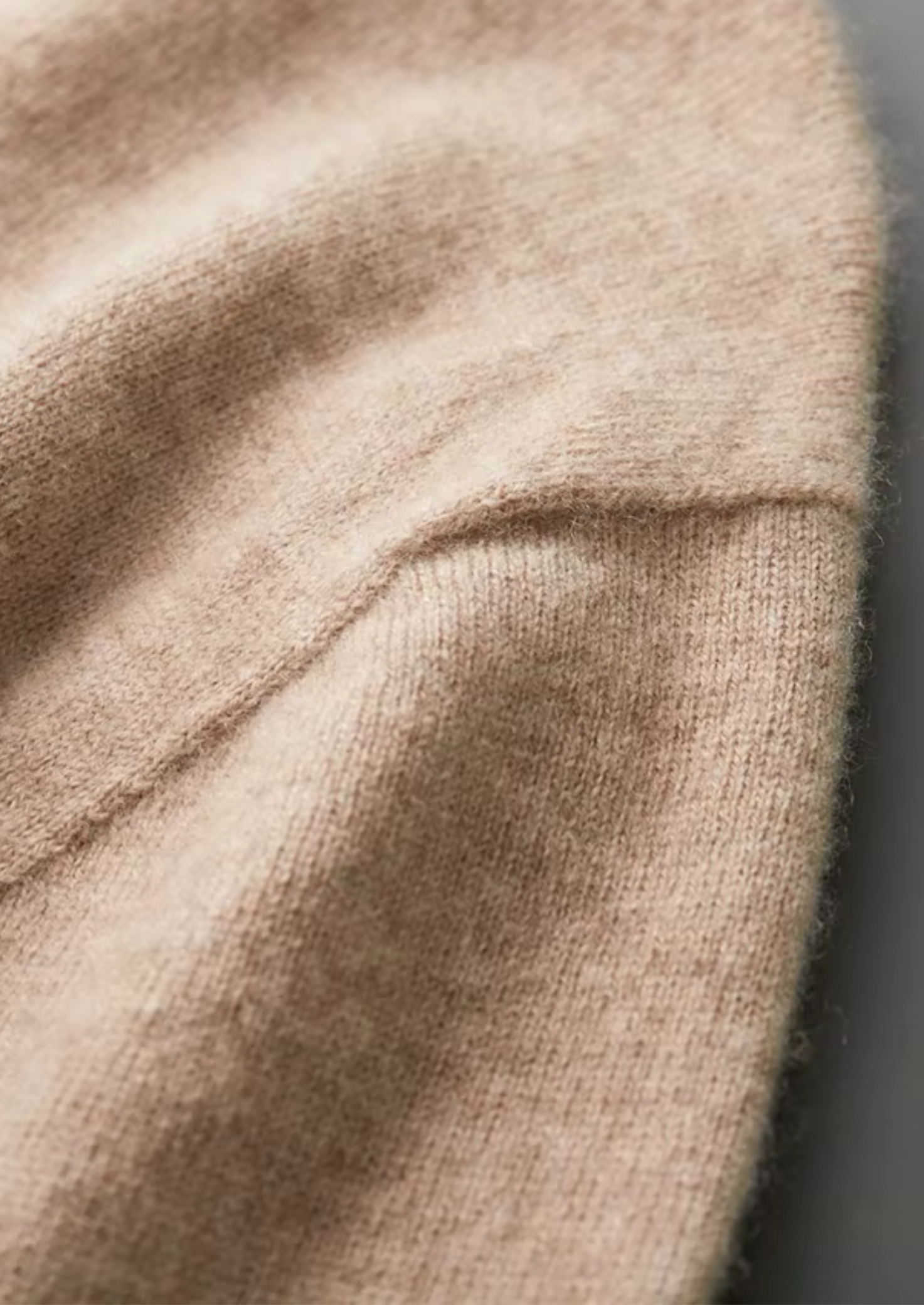 Premium Cashmere Classic Crewneck T-Shirt - Light Beige