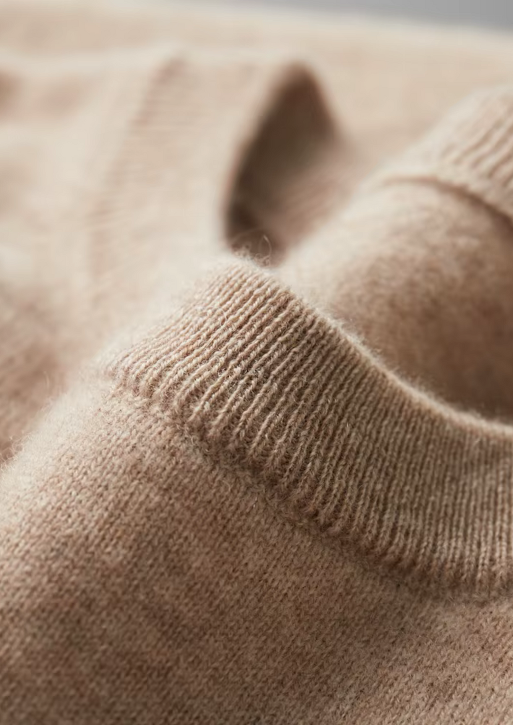 Premium Cashmere Classic Crewneck T-Shirt - Light Beige