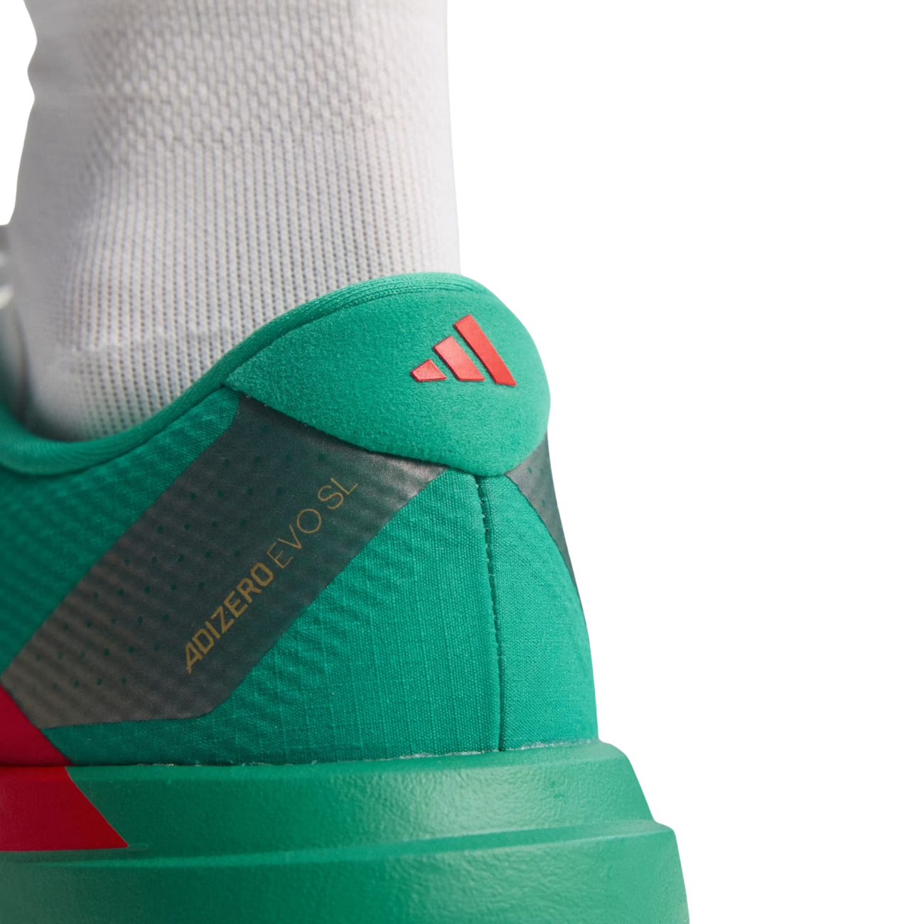 Tênis Adizero EVO SL