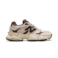 9060 "Breakfast Tea Angora"