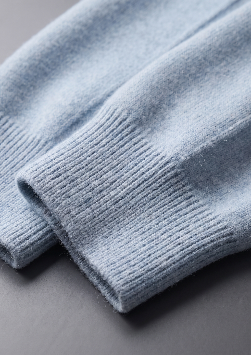 Pure Extra-Fine Merino Wool Light Blue Luzzo Set