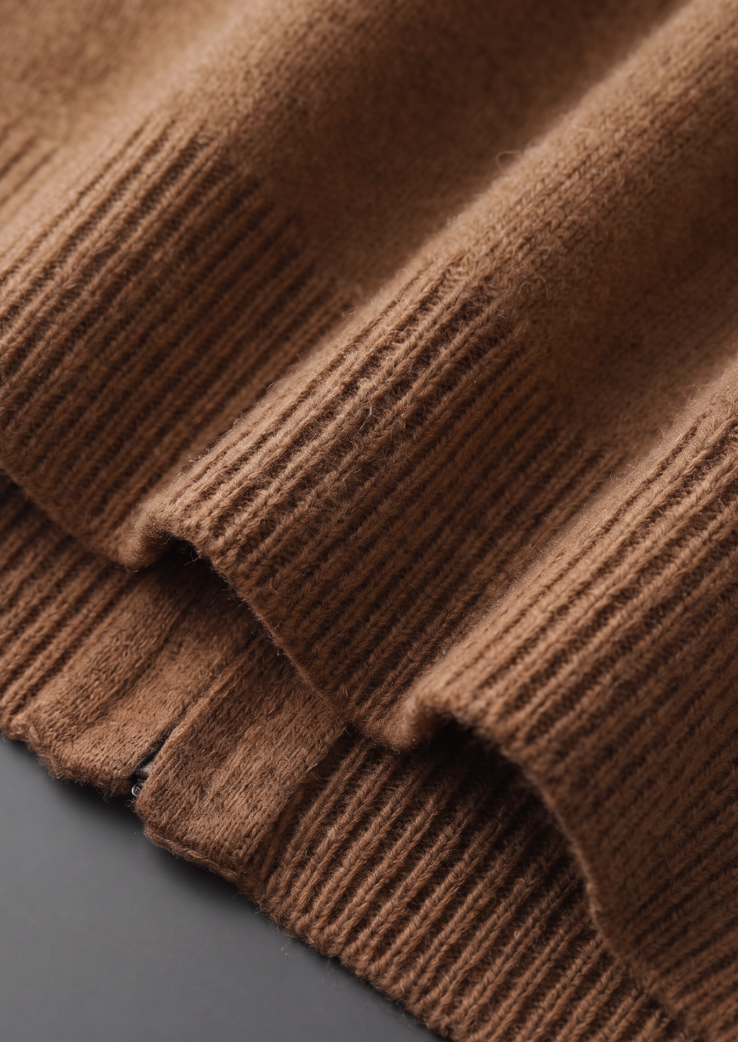 Pure Extra-Fine Merino Wool Caramel Luzzo Set