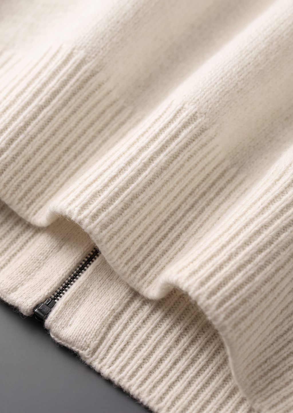 Pure Extra-Fine Merino Wool Cream White Luzzo Set
